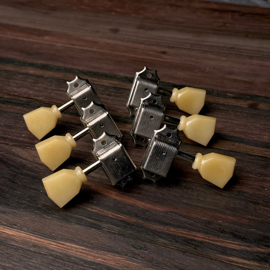 Retrospec Exclusive Series Kluson Deluxe Tuners with Single Line Keystone Buttons