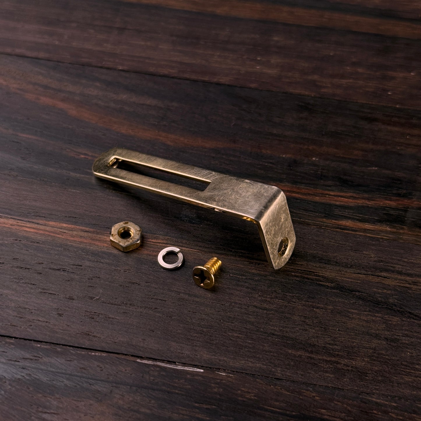 RetroSpec Exclusive Series Pickguard Bracket - Gold Aged