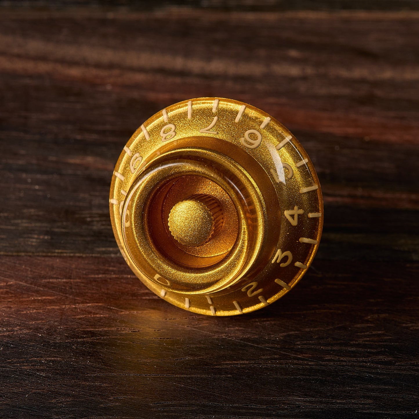 RetroSpec Exclusive Series Les Paul Amber Bonnet Control Knob