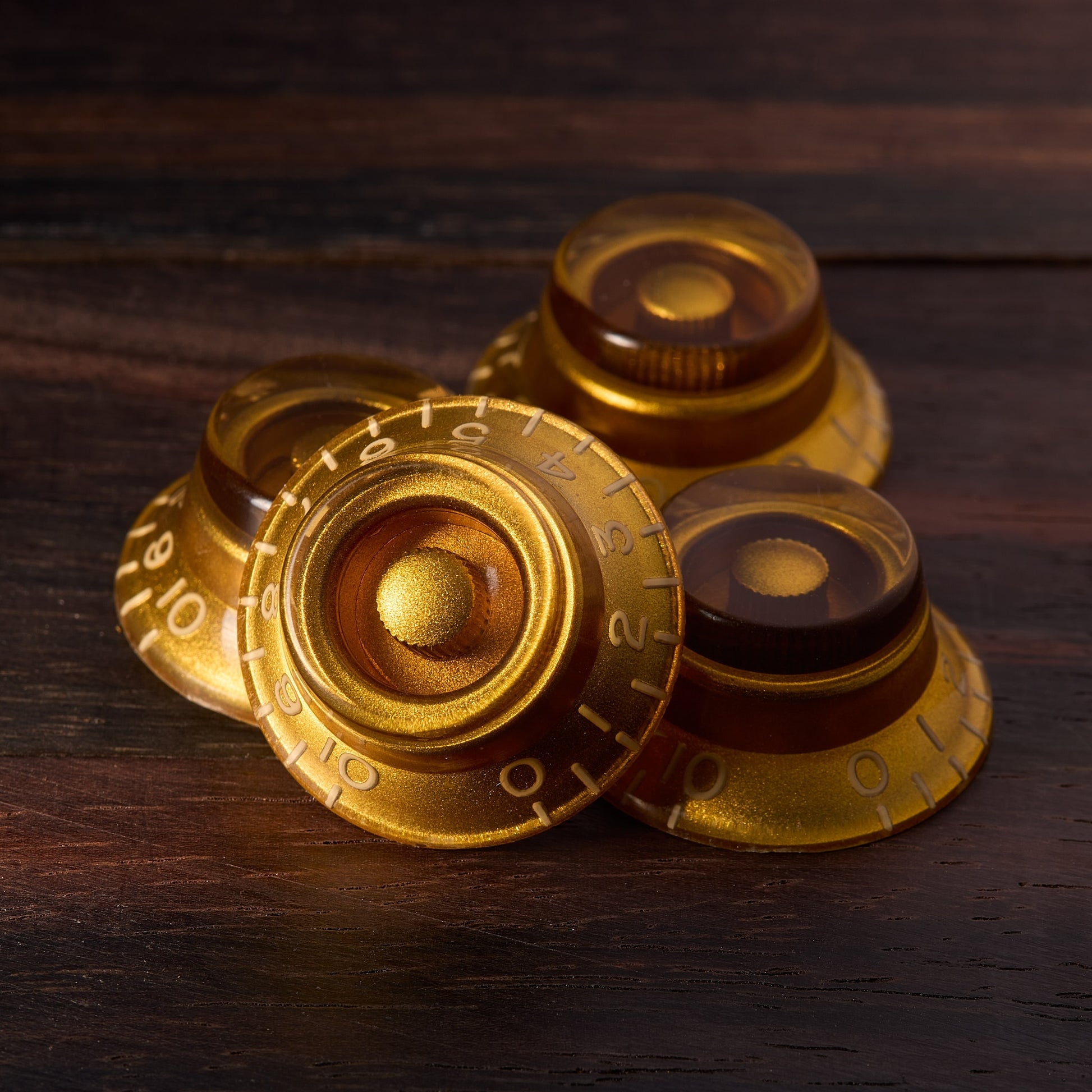 RetroSpec Exclusive Series Les Paul Amber Bonnet Control Knobs