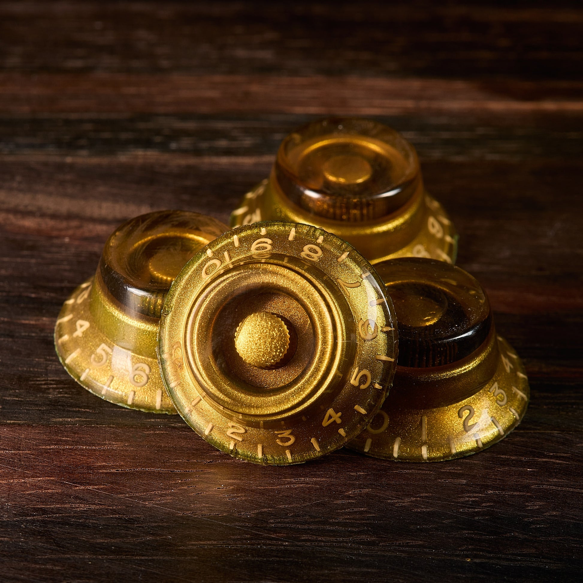 RetroSpec Exclusive Series Les Paul Amber Bonnet Control Knobs