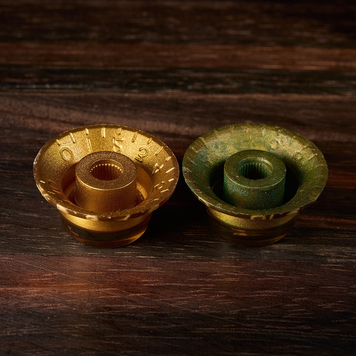 RetroSpec Exclusive Series Les Paul Amber Bonnet Control Knobs