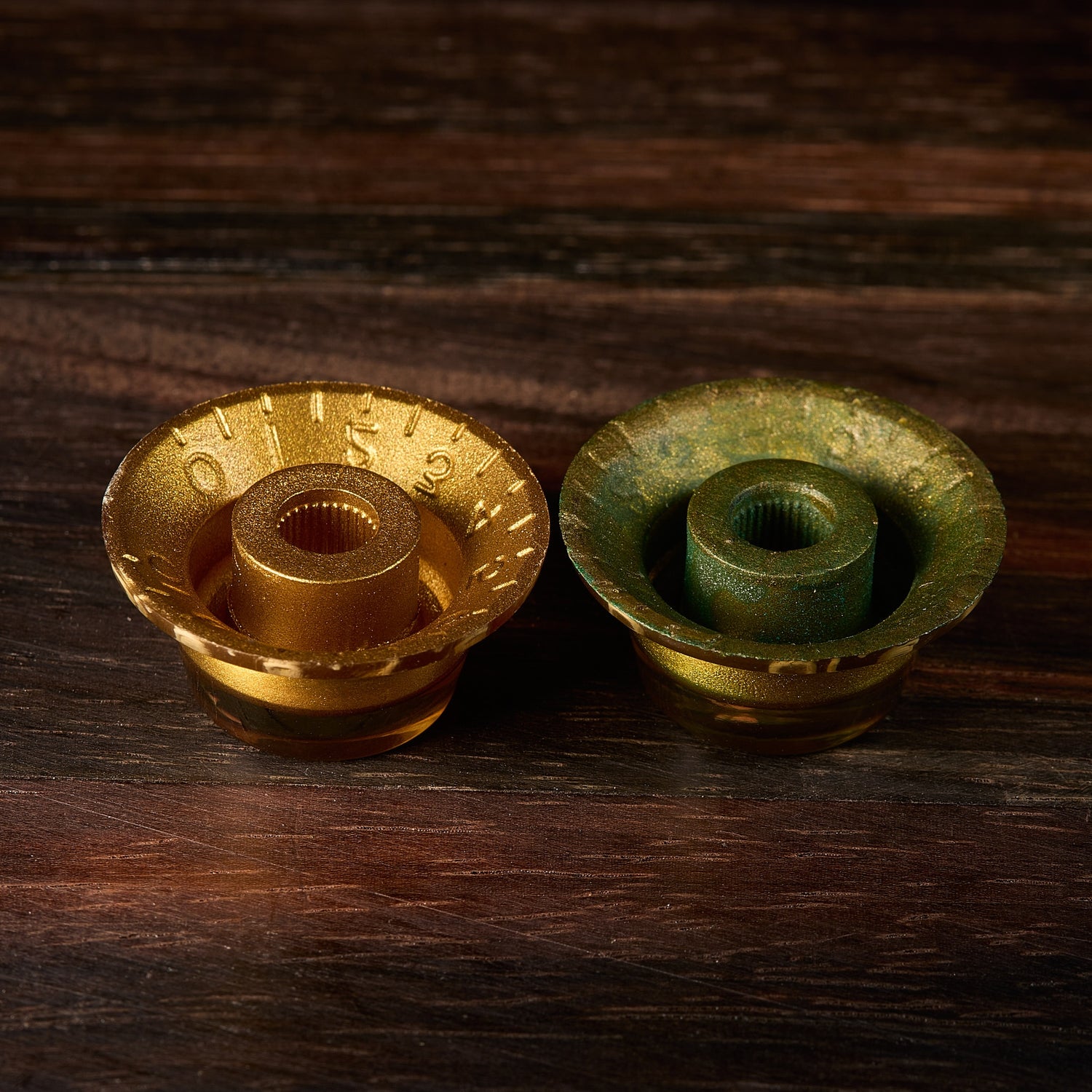 RetroSpec Exclusive Series Les Paul Amber Bonnet Control Knobs
