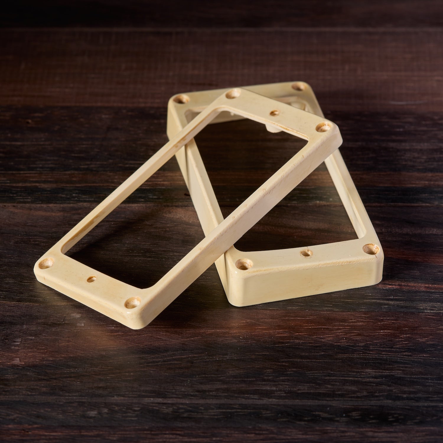 RetroSpec Exclusive Series M69 Pickup Rings CAB (Vintage 50’s Style) - Cream