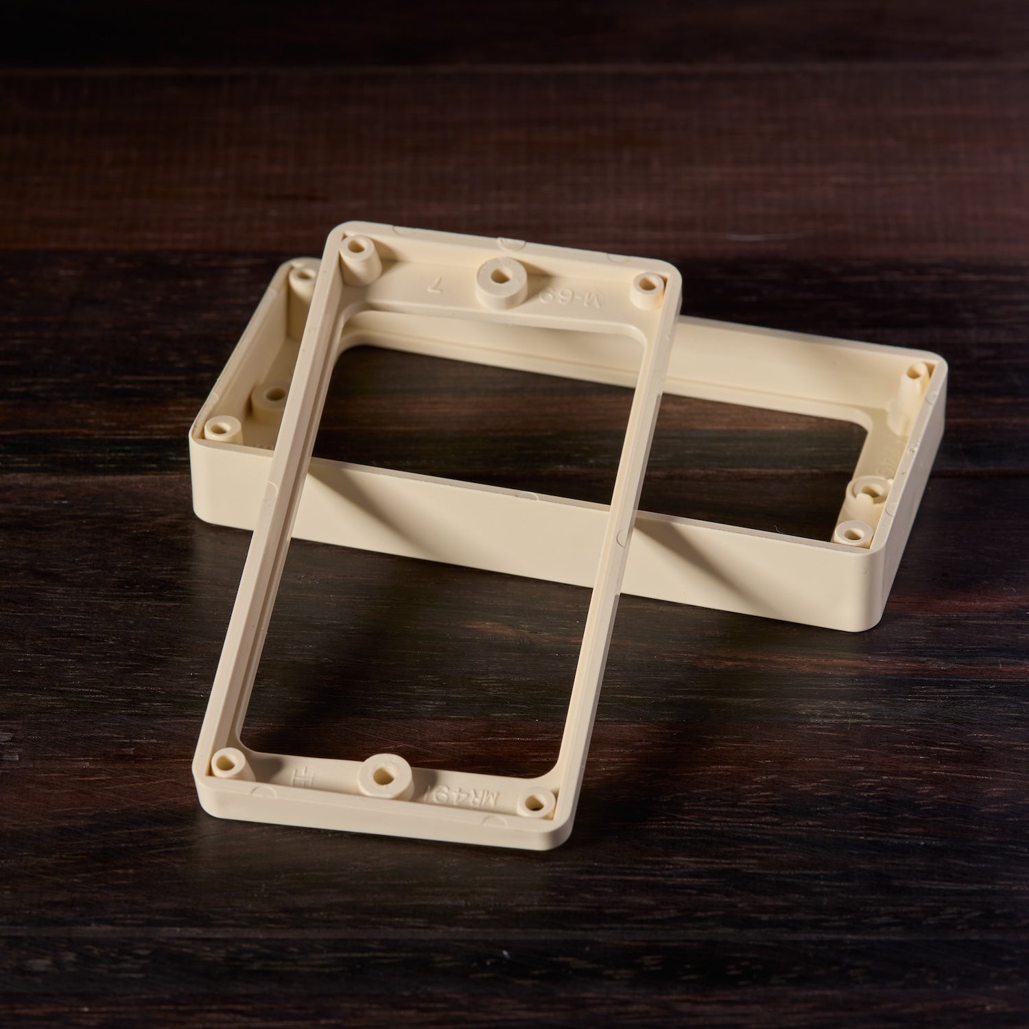 RetroSpec Exclusive Series M69 Pickup Rings CAB (Vintage 50’s Style) - Cream